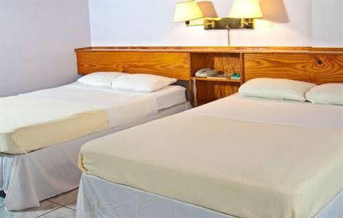 Garraway Hotel Roseau Eksteriør billede